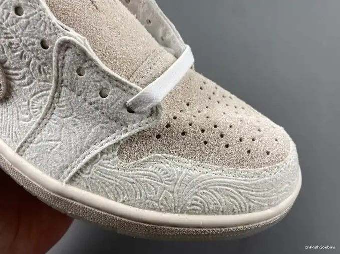 1 Jordan Chris FZ0455-200 Paul Retro Low OG 0507